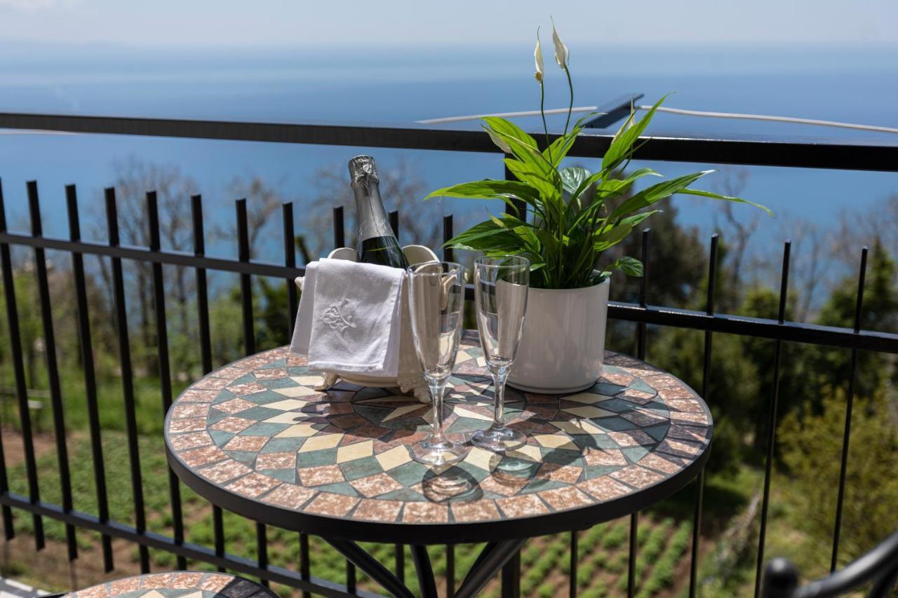 Agriturismo Punta San Lazzaro Agerola Exteriör bild